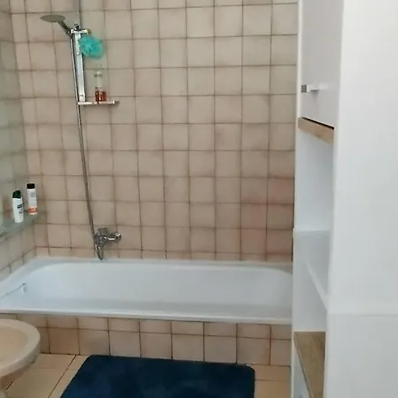 V Zahrade - Stylovy Apartman S Velkou Terasou Lejlighed *